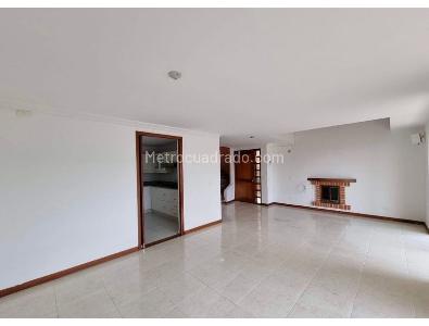 Casa de 3 alcobas en venta en La Sebastiana, Envigado, 282 m² · foto 15 de 20