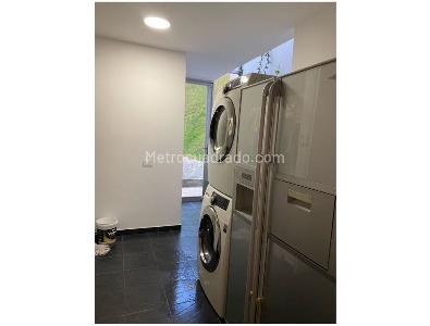 Casa de 3 alcobas en venta en Las Palmas, Medellín, 353 m² · foto 8 de 20