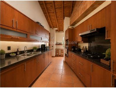 Casa de 4 alcobas en venta en Alto De Las Palmas, Medellín, 595 m² · foto 11 de 20
