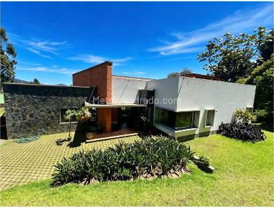 Casa de 4 alcobas en venta en Alto De Las Palmas, Medellín, 595 m² · foto 2 de 20