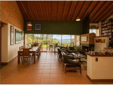 Casa de 4 alcobas en venta en Alto De Las Palmas, Medellín, 595 m² · foto 4 de 20