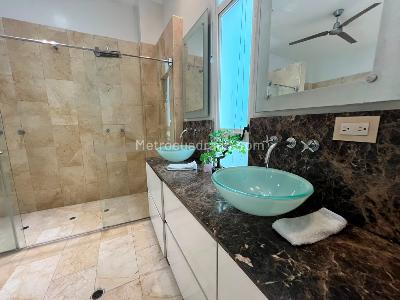 Casa de 4 alcobas en venta en Bocagrande, Cartagena, 365 m² · foto 7 de 16