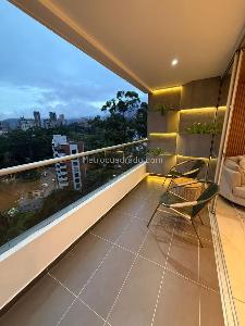 Apartamento de 2 alcobas en arriendo en Santa Fe, Medellín, 105 m² · foto 4 de 15