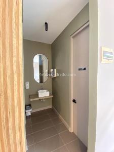 Apartamento de 2 alcobas en arriendo en El Poblado, Medellín, 97 m² · foto 4 de 20