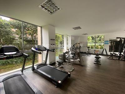 Apartamento de 2 alcobas en arriendo en El Poblado, Medellín, 97 m² · foto 8 de 20