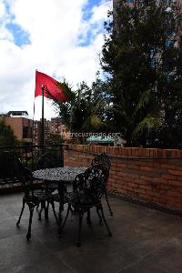 Casa de 4 alcobas en venta en Gratamira, Bogotá, 265 m² · foto 3 de 18