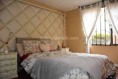 Casa de 4 alcobas en venta en Gratamira, Bogotá, 265 m² · foto 8 de 18