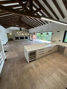Casa de 4 alcobas en venta en Llanogrande, Rionegro, 700 m² · foto 3 de 20
