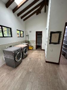 Casa de 4 alcobas en venta en Llanogrande, Rionegro, 700 m² · foto 4 de 20