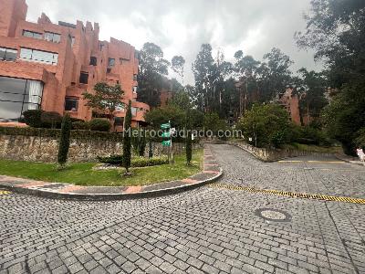 Casa de 5 alcobas en arriendo en Usaquen, Bogotá, 520 m² · foto 4 de 18