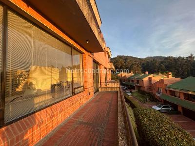 Casa de 5 alcobas en arriendo en Usaquen, Bogotá, 520 m² · foto 9 de 18