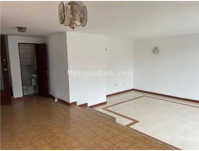 Casa de 4 alcobas en venta en Niza Cordoba, Bogotá, 153 m² · foto 2 de 18