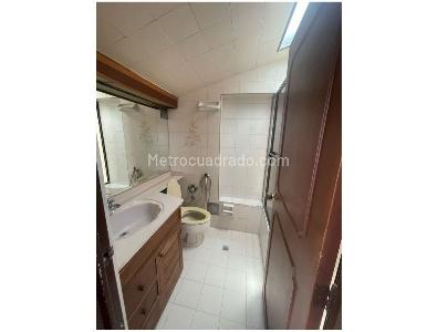 Casa de 4 alcobas en venta en Niza Cordoba, Bogotá, 153 m² · foto 5 de 18