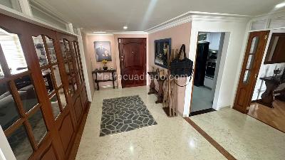 Apartamento de 3 alcobas en venta en Santa Barbara, Bogotá, 185 m² · foto 19 de 20