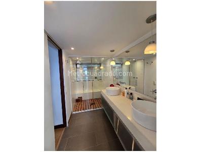 Apartamento de 4 alcobas en venta en La Tomatera, Medellín, 306 m² · foto 2 de 20