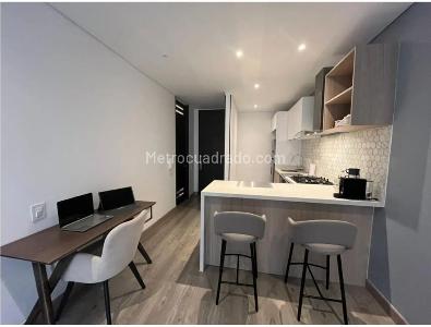 Apartamento de 2 alcobas en venta en Santa Barbara Occidental, Bogotá, 70 m² · foto 11 de 16