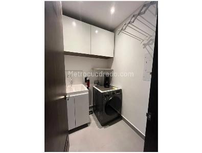 Apartamento de 2 alcobas en venta en Santa Barbara Occidental, Bogotá, 70 m² · foto 7 de 16