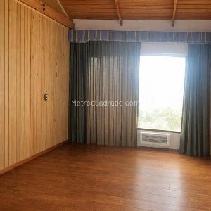 Casa de 4 alcobas en venta en Hacienda En La Calera, La Calera, 356 m² · foto 5 de 16