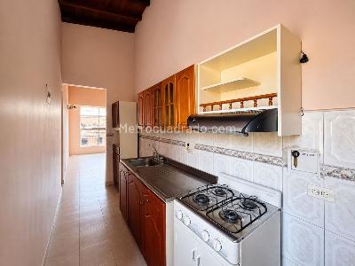 Apartamento en venta en Buenos Aires, Medellín · foto 2 de 16