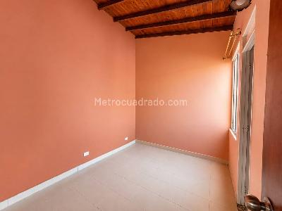 Apartamento en venta en Buenos Aires, Medellín · foto 3 de 16