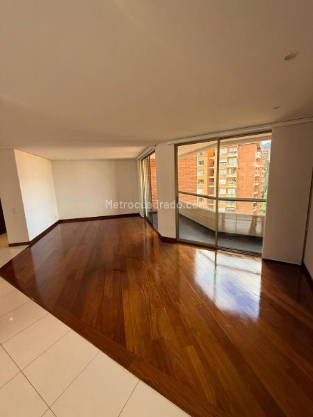 Apartamento en Arriendo, BELLA SUIZA ALTA, Bogotá D.C. en Bella Suiza Alta