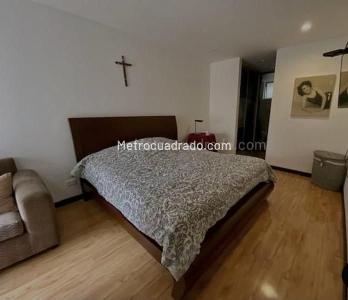 Apartamento de 3 alcobas en venta en Cedritos, Bogotá, 120 m² · foto 5 de 10