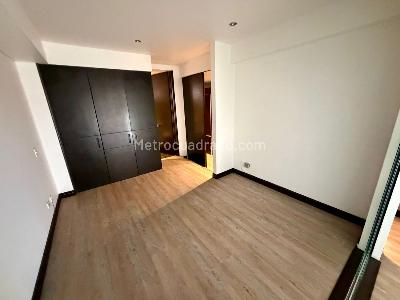 Apartaestudio en venta en Chico, Bogotá, 52 m² · foto 4 de 10