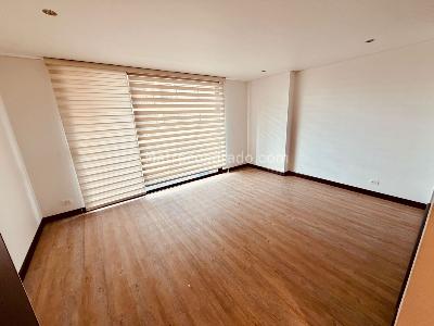 Apartaestudio en venta en Chico, Bogotá, 52 m² · foto 6 de 10