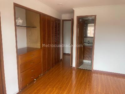 Apartamento en venta en Bella Suiza, Bogotá · foto 15 de 18