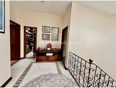 Apartamento en venta en Santa Barbara Occidental, Bogotá · foto 4 de 16