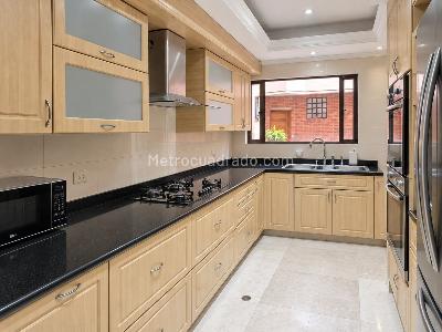 Apartamento de 2 alcobas en venta en La, Bogotá, 149 m² · foto 5 de 14