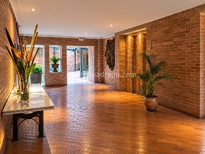 Apartamento de 2 alcobas en venta en La, Bogotá, 149 m² · foto 2 de 14