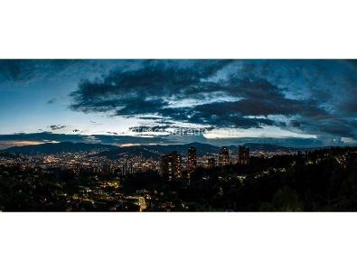 Casa de 4 alcobas en venta en Los Balsos, Medellín, 685 m² · foto 12 de 12