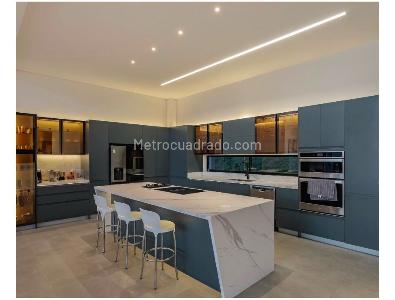 Casa de 4 alcobas en venta en Los Balsos, Medellín, 685 m² · foto 9 de 12