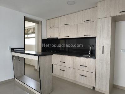 Apartamento de 3 alcobas en venta en Aves Maria, Sabaneta, 89 m² · foto 2 de 20