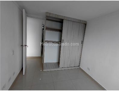 Apartamento en venta en Loma Del Indio, Medellín · foto 13 de 20