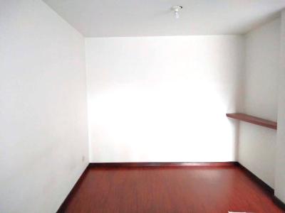 Apartamento en venta en Mazuren, Bogotá · foto 3 de 11
