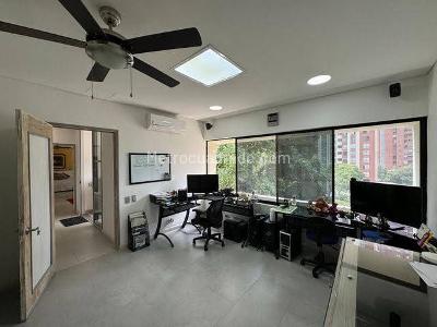 Apartamento de 4 alcobas en venta en Santa Maria De Los Angeles, Medellín, 207 m² · foto 11 de 20