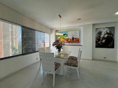 Apartamento de 4 alcobas en venta en Santa Maria De Los Angeles, Medellín, 207 m² · foto 4 de 20