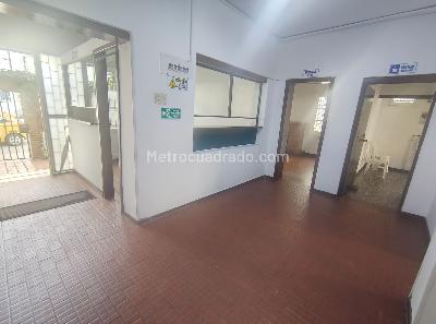 Casa de 5 alcobas en venta en Teusaquillo, Bogotá, 400 m² · foto 3 de 20