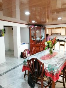 Casa de 5 alcobas en venta en Castilla Occidental, Bogotá, 350 m² · foto 4 de 20
