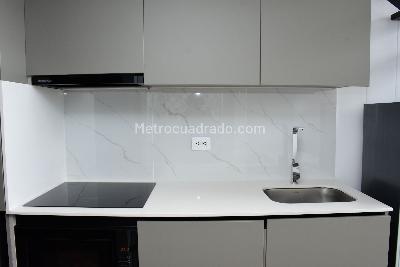 Apartaestudio en venta en Chico Norte, Bogotá, 24 m² · foto 8 de 14