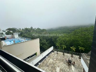 Apartamento de 3 alcobas en venta en Altos De Cabecera, Bucaramanga, 264 m² · foto 5 de 10