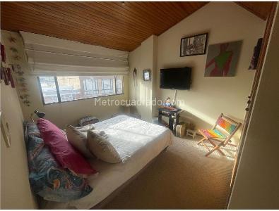 Apartamento de 3 alcobas en venta en Santa Barbara, Bogotá, 102 m² · foto 5 de 16