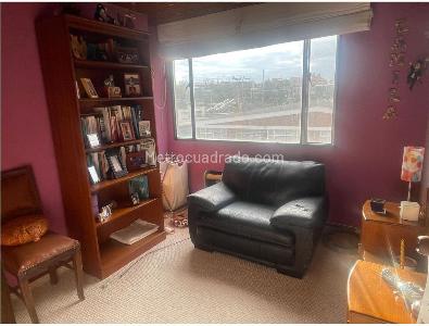 Apartamento de 3 alcobas en venta en Santa Barbara, Bogotá, 102 m² · foto 10 de 16
