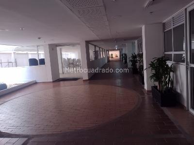 Apartamento de 1 alcoba en venta en La Granja, Bogotá, 33 m² · foto 3 de 14