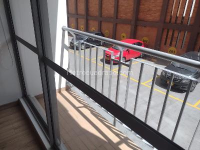 Apartamento de 1 alcoba en venta en La Granja, Bogotá, 33 m² · foto 4 de 14
