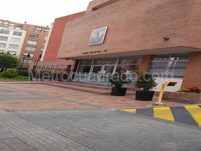Apartamento de 3 alcobas en venta en Colina Gilmar, Bogotá, 52 m² · foto 2 de 20