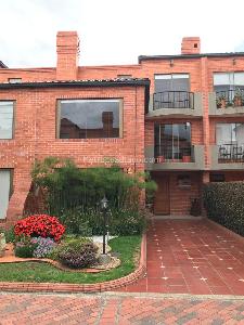 Casa de 3 alcobas en venta en Chía Chilacos, Chía, 220 m² · foto 4 de 19