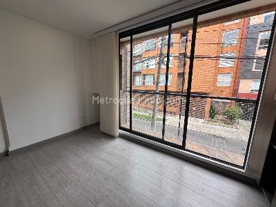 Apartamento de 2 alcobas en venta en Los Cedritos, Bogotá, 57 m² · foto 3 de 20